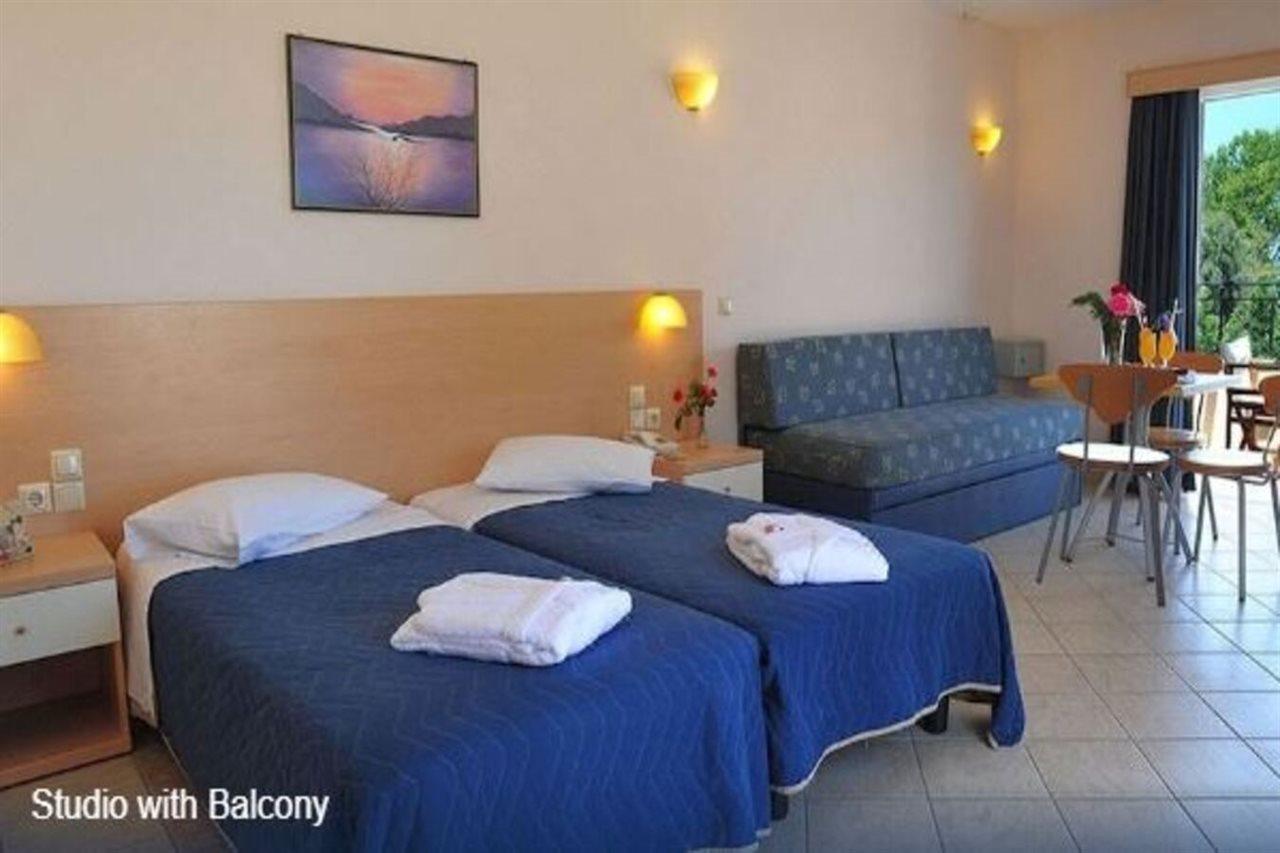 Thinalos Aparthotel Acharavi  Ngoại thất bức ảnh