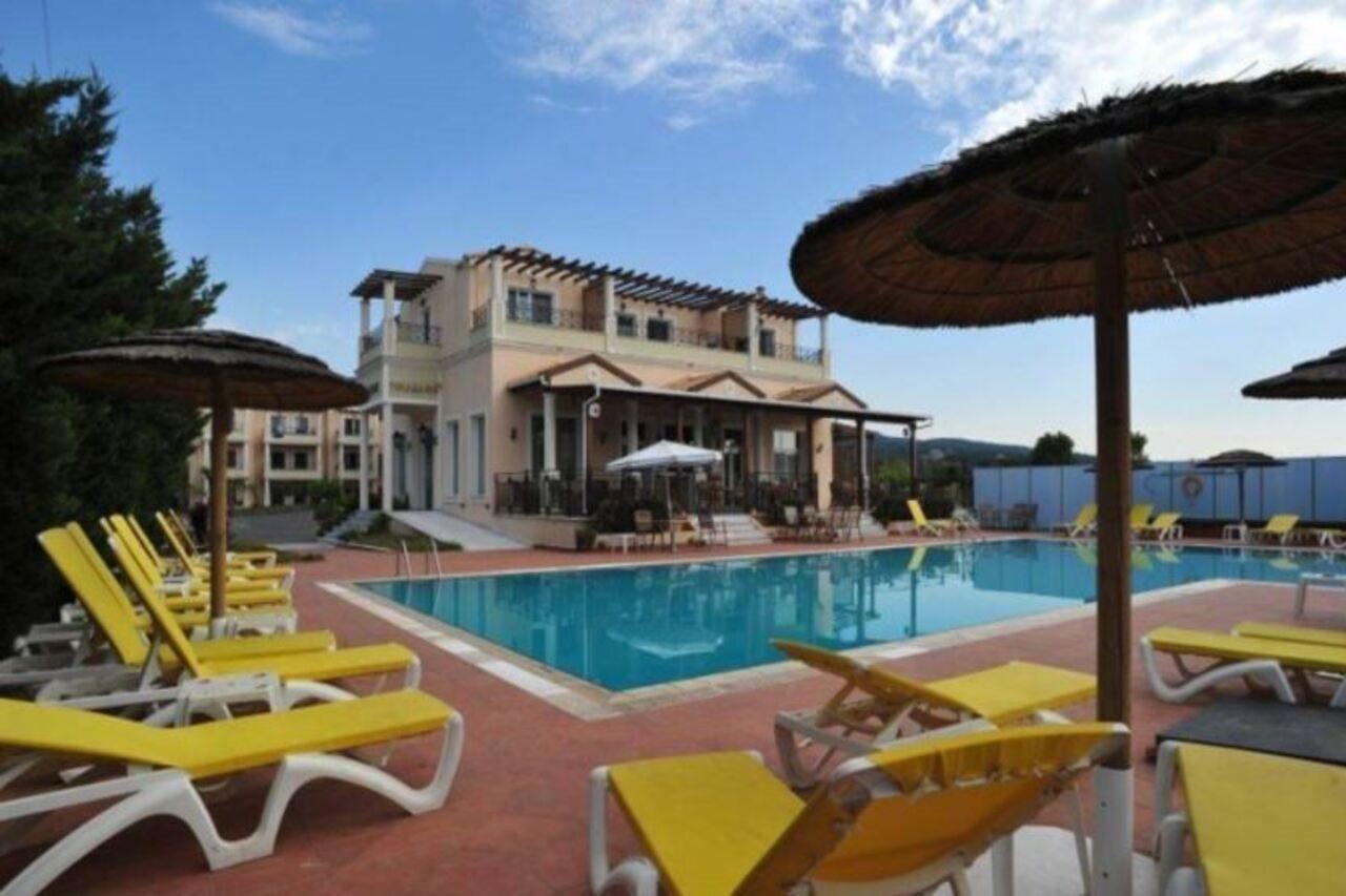 Thinalos Aparthotel Acharavi  Ngoại thất bức ảnh