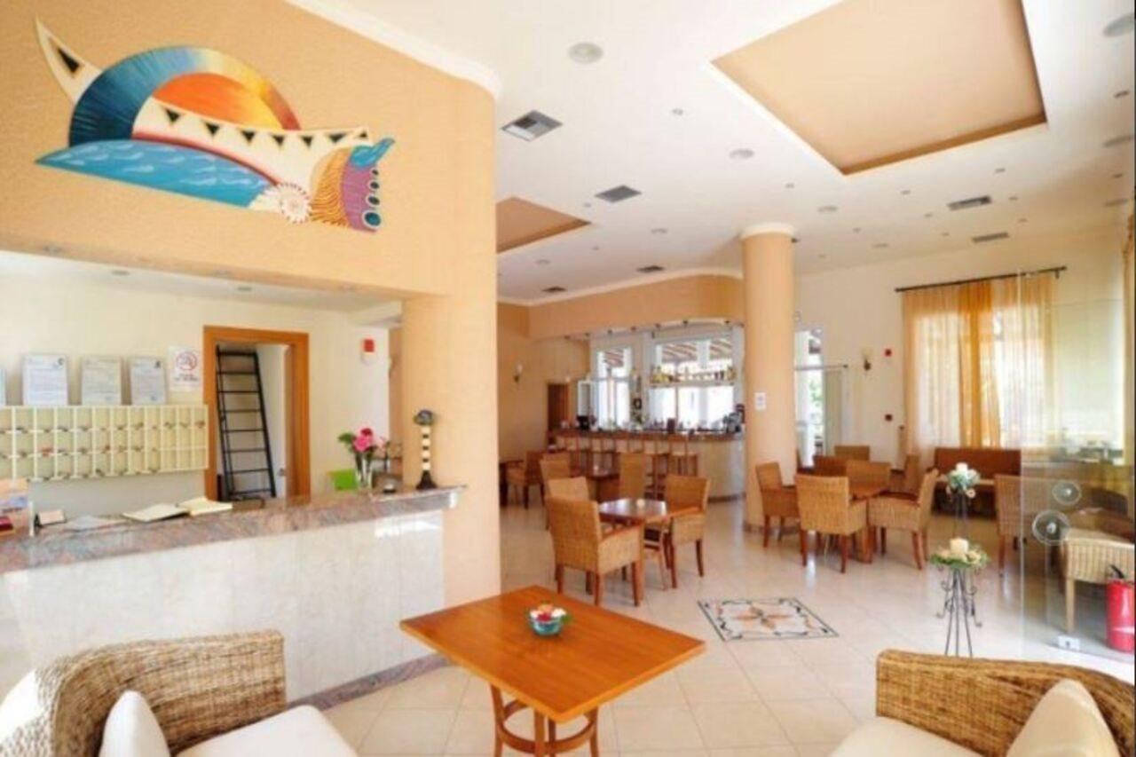 Thinalos Aparthotel Acharavi  Ngoại thất bức ảnh