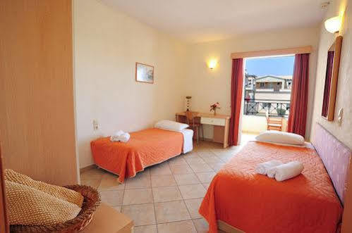 Thinalos Aparthotel Acharavi  Ngoại thất bức ảnh
